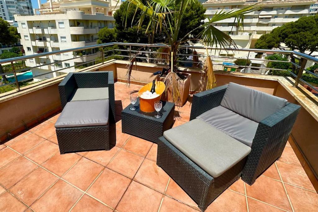 Апартаменты Atico Puerto Marina 2 Hab Con Piscina, 500M De La Plata Торремолинос Экстерьер фото